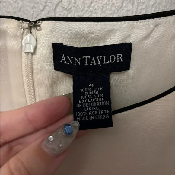Vintage Ann Taylor 100% Silk Black And White Dress Bow Accent Size 4 - Picture 4 of 4